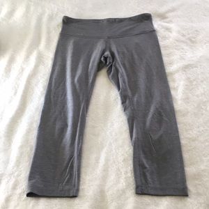 Lululemon Wunder Under crops EUC